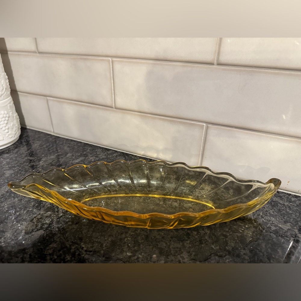 Vintage Yellow Glass Sahara Twist Heisey Celery Tray Dish